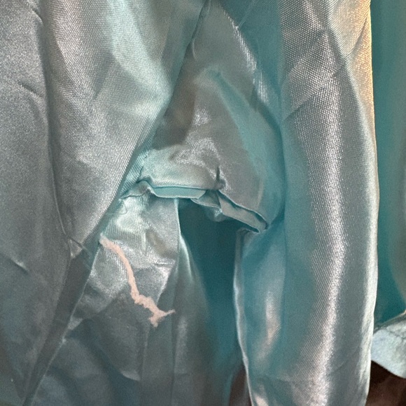 Bride Robe - Picture 4 of 5